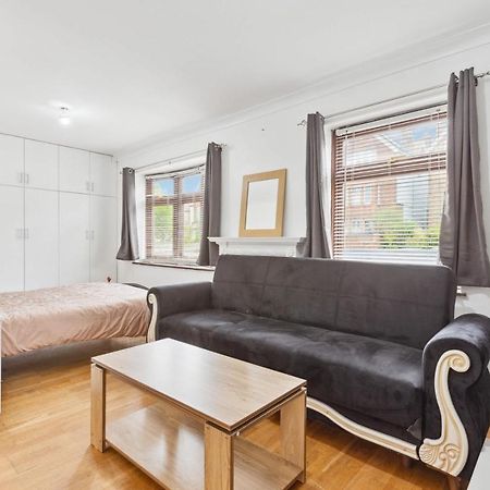 Cozy Stay Apartment London Exterior photo